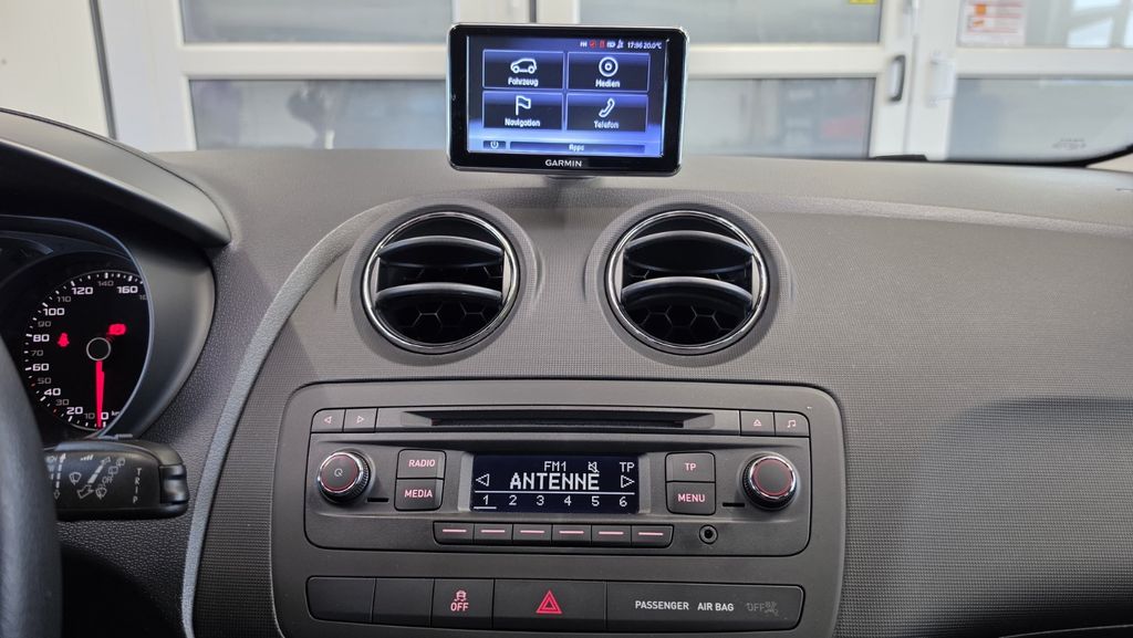 1.2 TSI Style NAVI 1.HAND SHZ ALU Tempomat