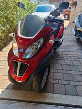 Piaggio Mp3 400lt mit 44 Kilometer  - Piaggio Motorräder in Düsseldorf