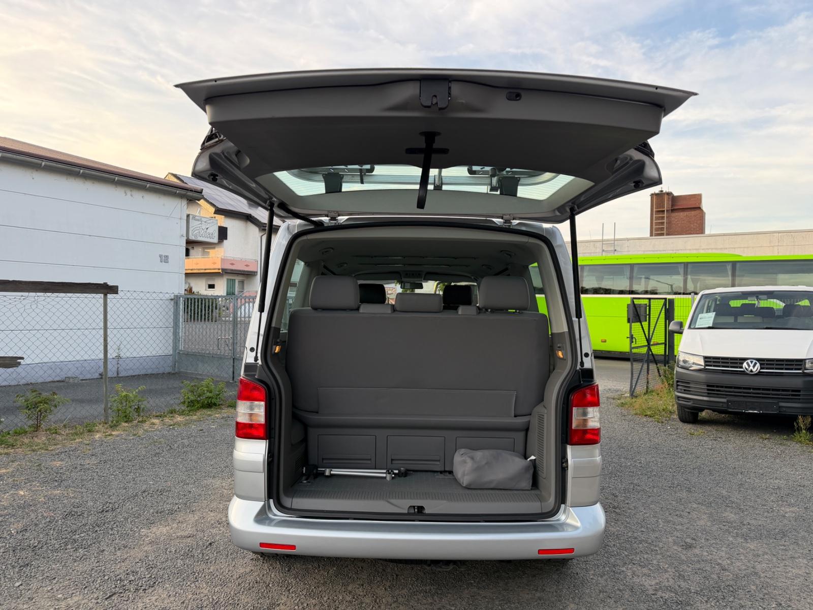 VOLKSWAGEN T5 MULTIVAN 2.0 TDI 140ch DSG - CONFORTLINE - 1ère MAIN - CLIM AUTO - RÉGULATEUR