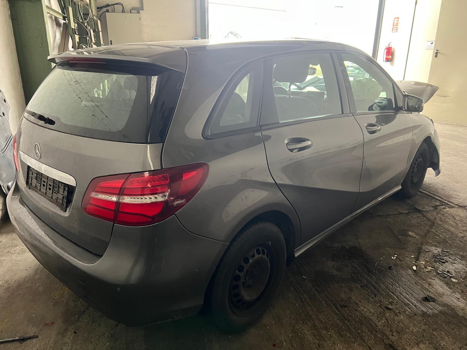 Mercedes-Benz B 180 CDI/Navi/Temp./PDC/Business