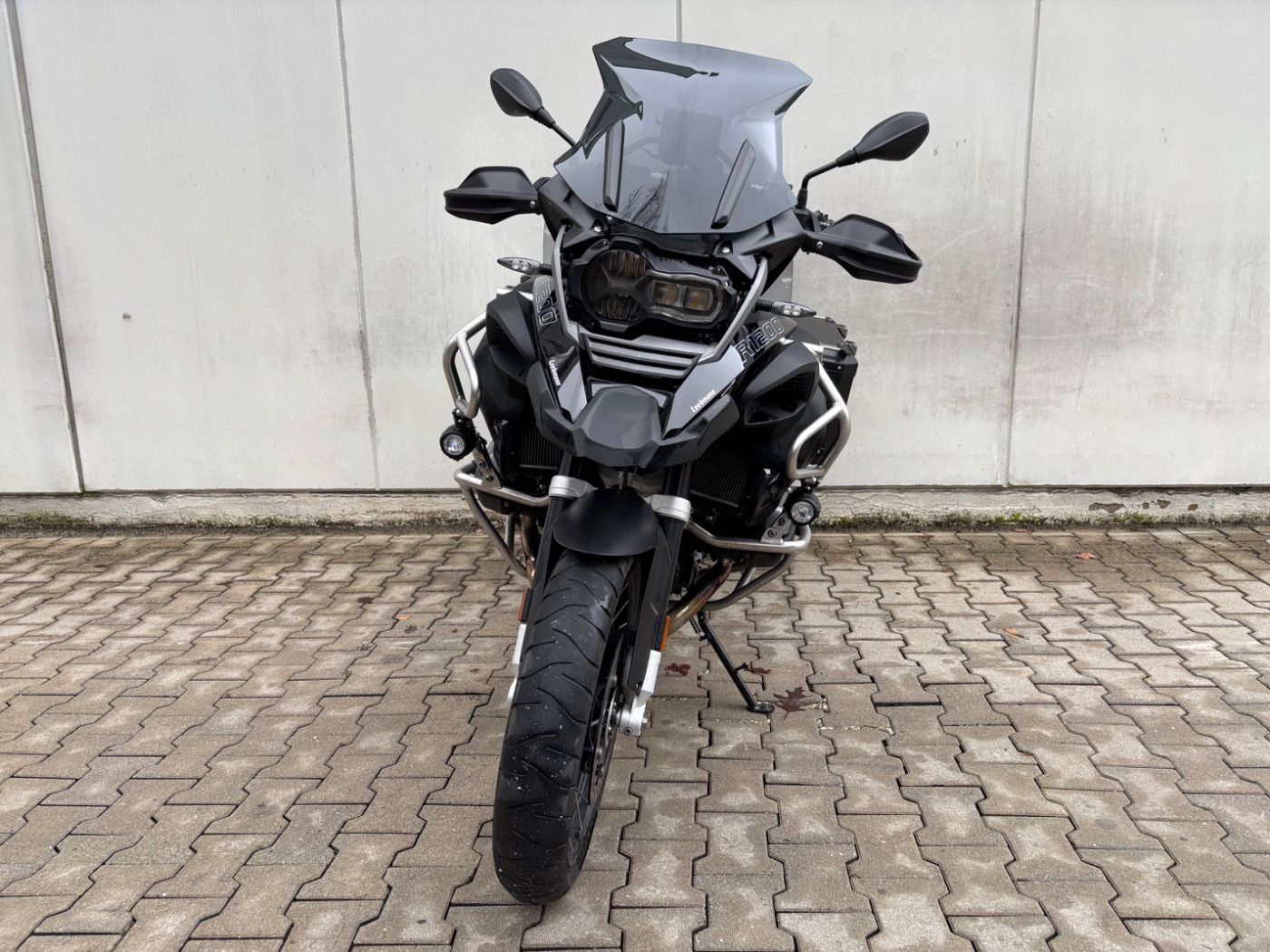Fahrzeugabbildung BMW R 1200 GS Adventure 3 Pakete Triple Black
