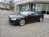 Audi A8 4.2 TDI tiptronic quattro - - Audi A8 aus 2014 mit Diesel-Antrieb: Limousine