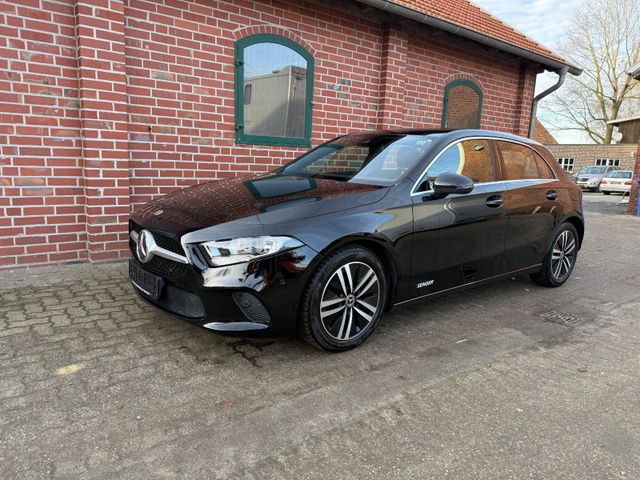 MERCEDES-BENZ A 180 Progressive Navi Apple CarPlay