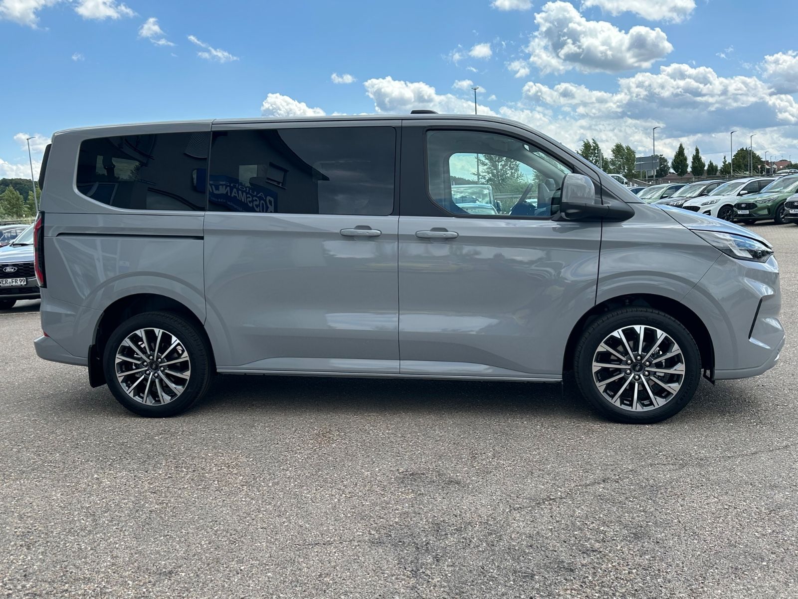 Ford Tourneo Custom - Bild 4