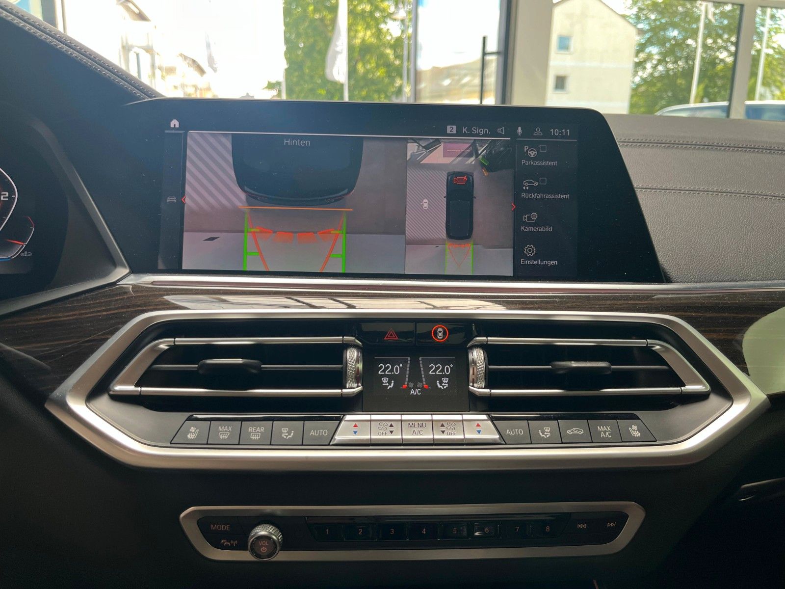 Fahrzeugabbildung BMW X5 M50d*Laser*Sky*360°*HUD*Luft*22"*Soft*AHK*