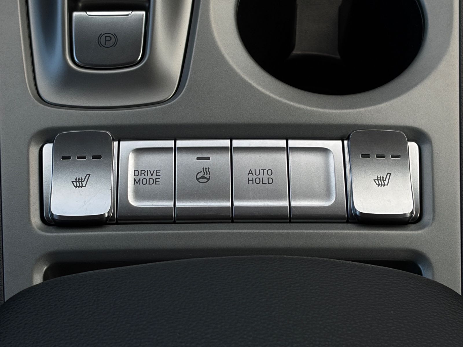 Fahrzeugabbildung Hyundai KONA E Select 2WD ACC PDC CAM LHZ SHZ CarPlay