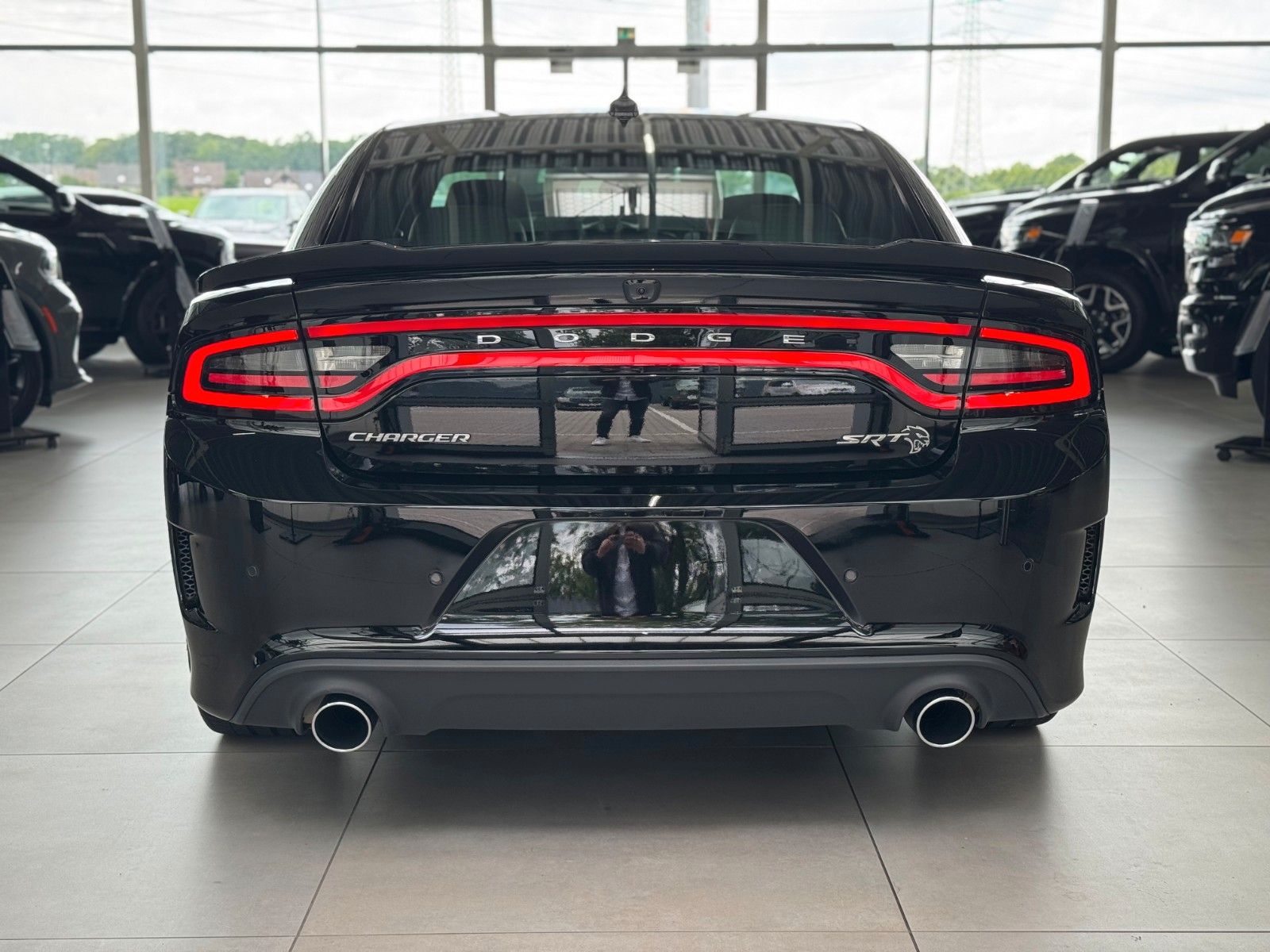 Fahrzeugabbildung Dodge Charger 6.2 SRT Hellcat  "Adaptive Dämpfer NAVI"