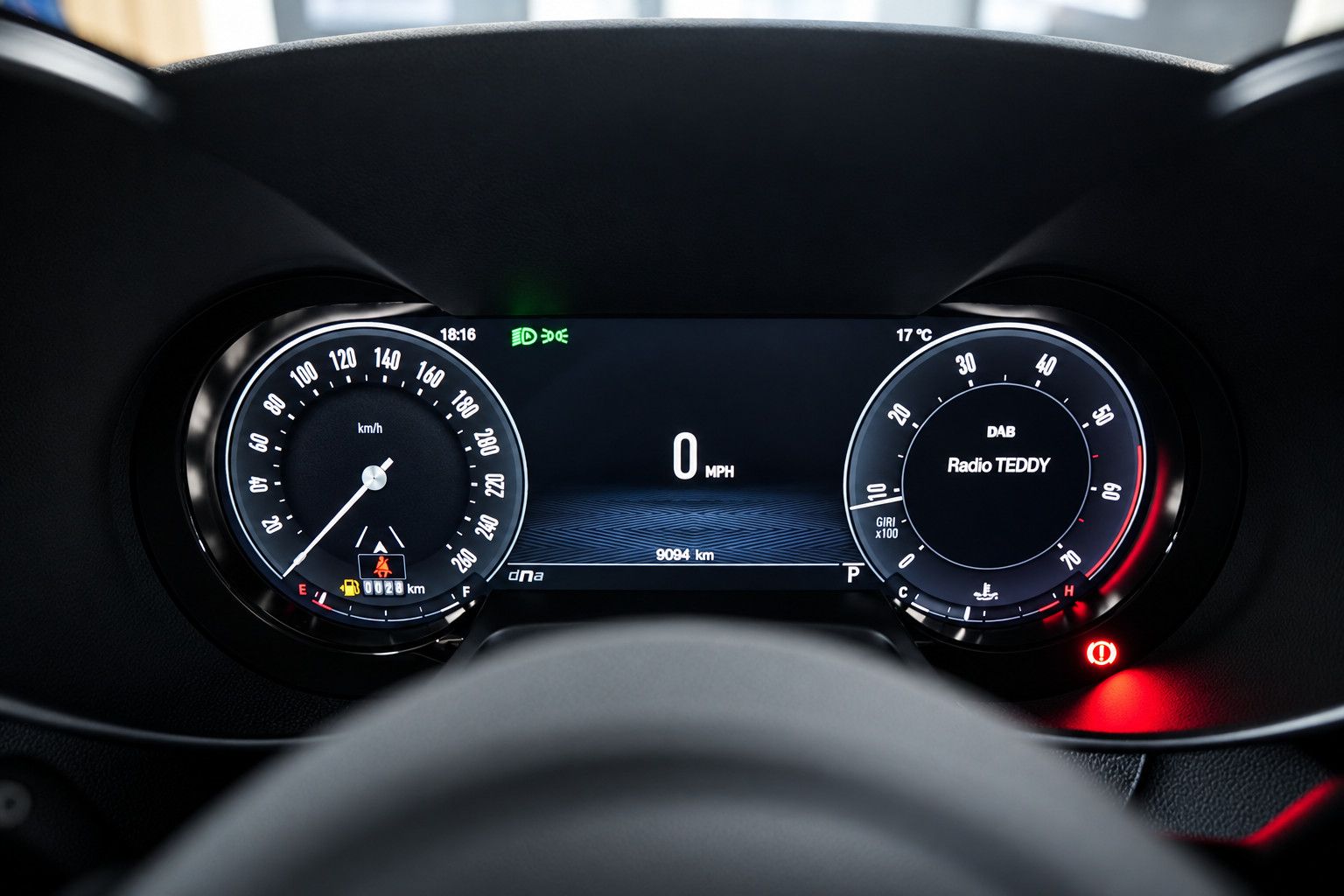 Fahrzeugabbildung Alfa Romeo Giulia Ti Q4/MEMORY/ACC/NAVI/KAMERA/LEDER/