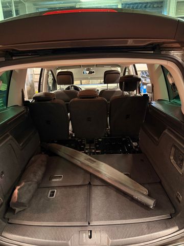 Sharan Cup 2.0 TDI 4Motion 6-Gang*7Sitz*AHK*