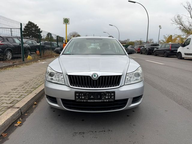 Skoda Octavia 1.4 Elegance Combi Top Zustand