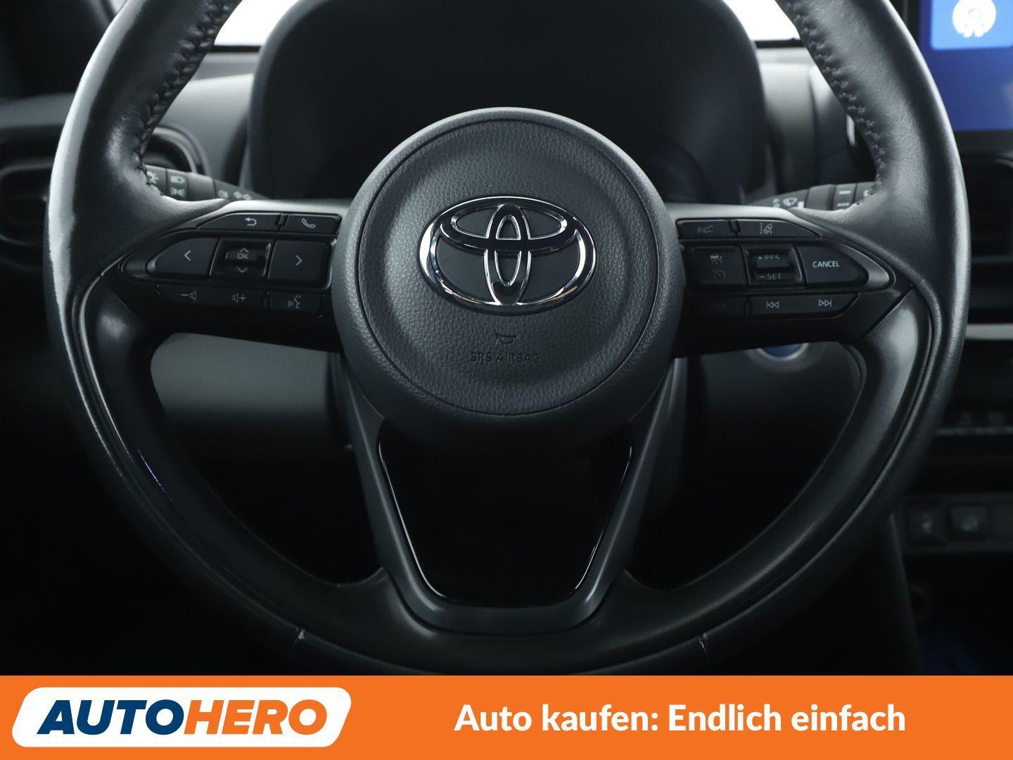 Toyota Yaris Cross 1.5 Hybrid AWD-i Premiere Edition, миниатюра 17
