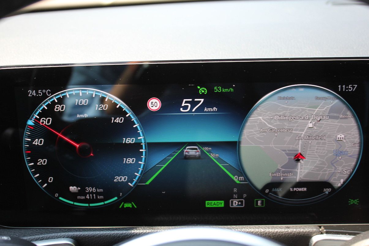 Mercedes-Benz EQB 300 4Matic Progressive 66,5 kWh SOH 97,5 % foto 13