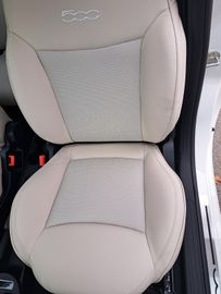Fahrzeugabbildung Fiat 500C Hybrid Dolce Vita Cabrio