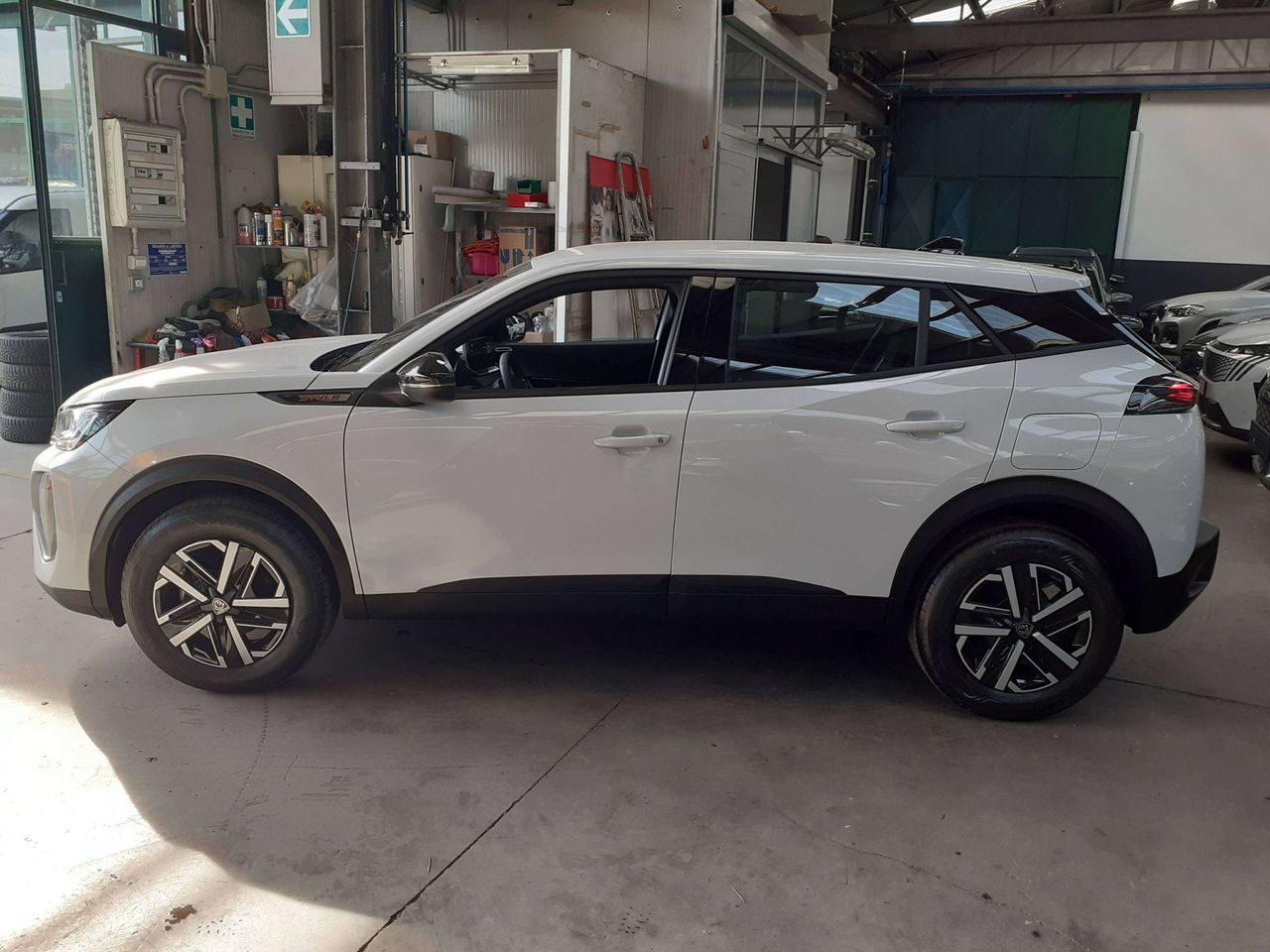 Peugeot 2008 1.2 Style 100cv KM0 imagem 3