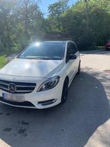 Mercedes-Benz Mercedes B200 D Amg line  / ShadowAutomati... - Mercedes-Benz B 200 Gebrauchtwagen in München