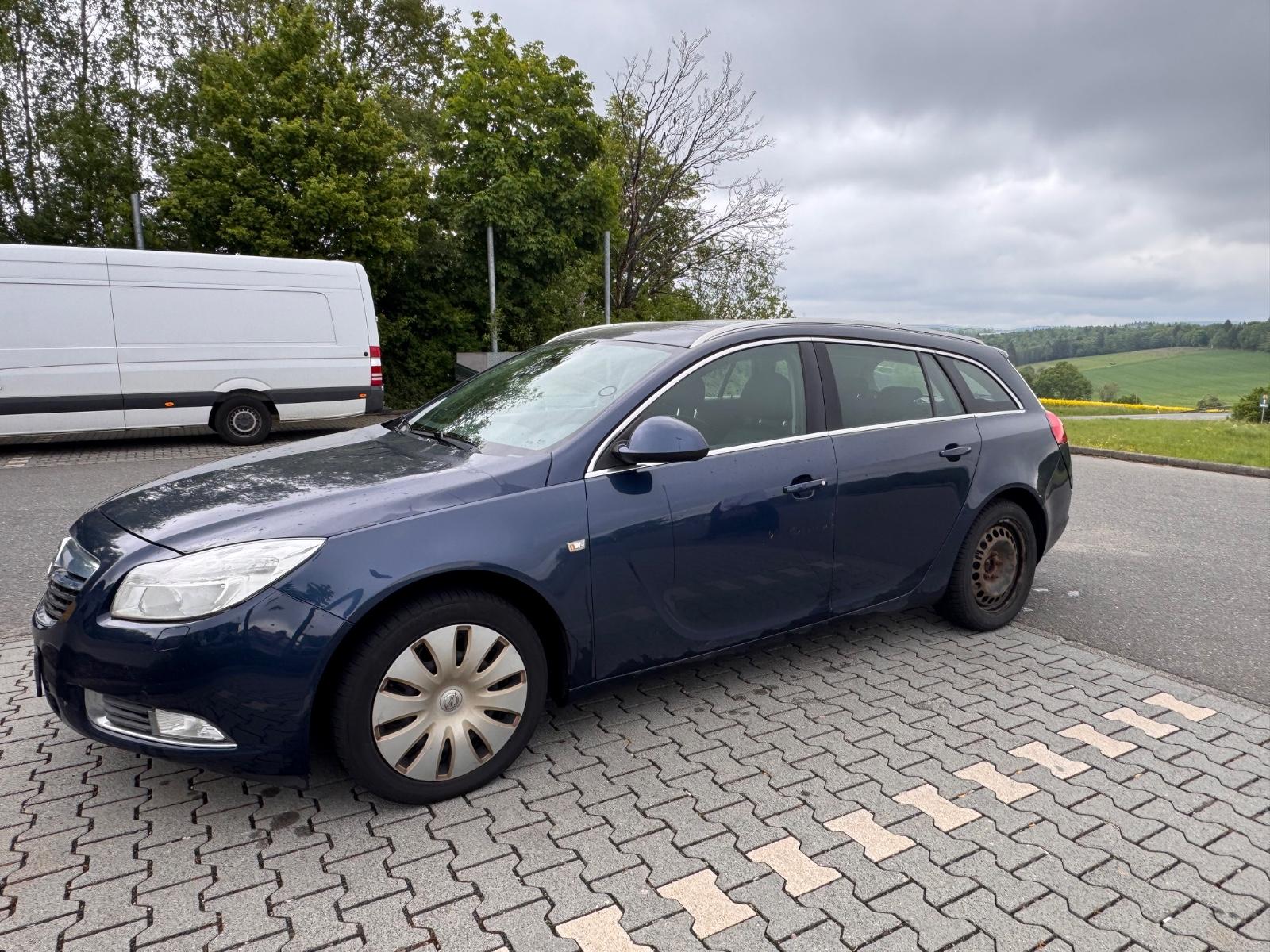 Opel Insignia 2012 — photo 14