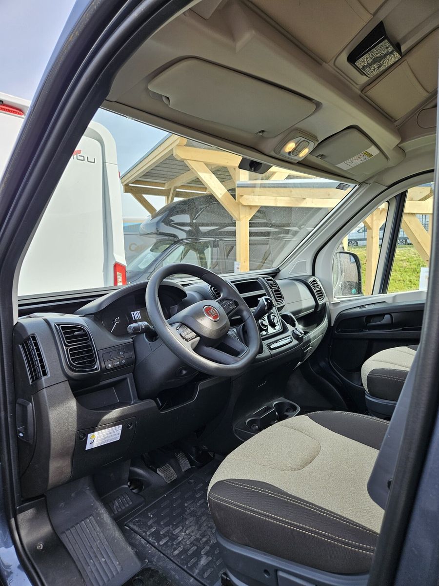 Fahrzeugabbildung Forster Vantasy FV636EB Autom. 140PS