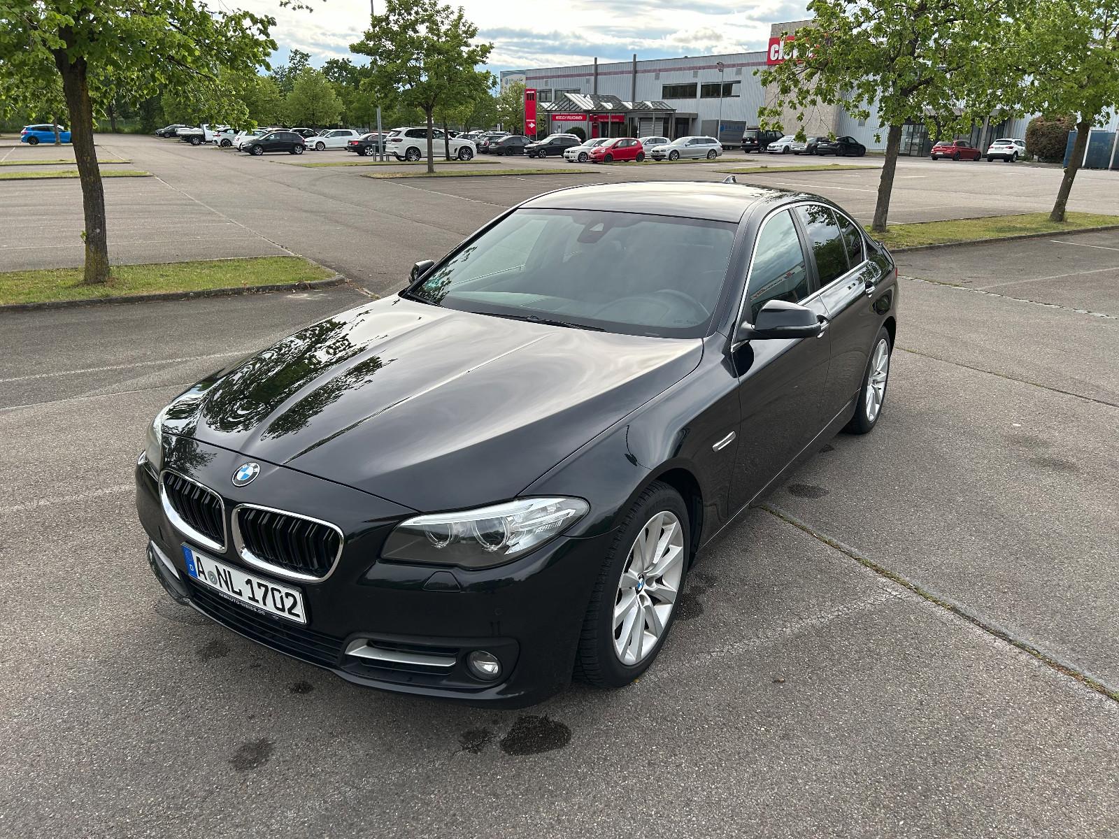 BMW Limousine-525d-BiXenon-Leder-PDC-SHZ-Navi-Luxury