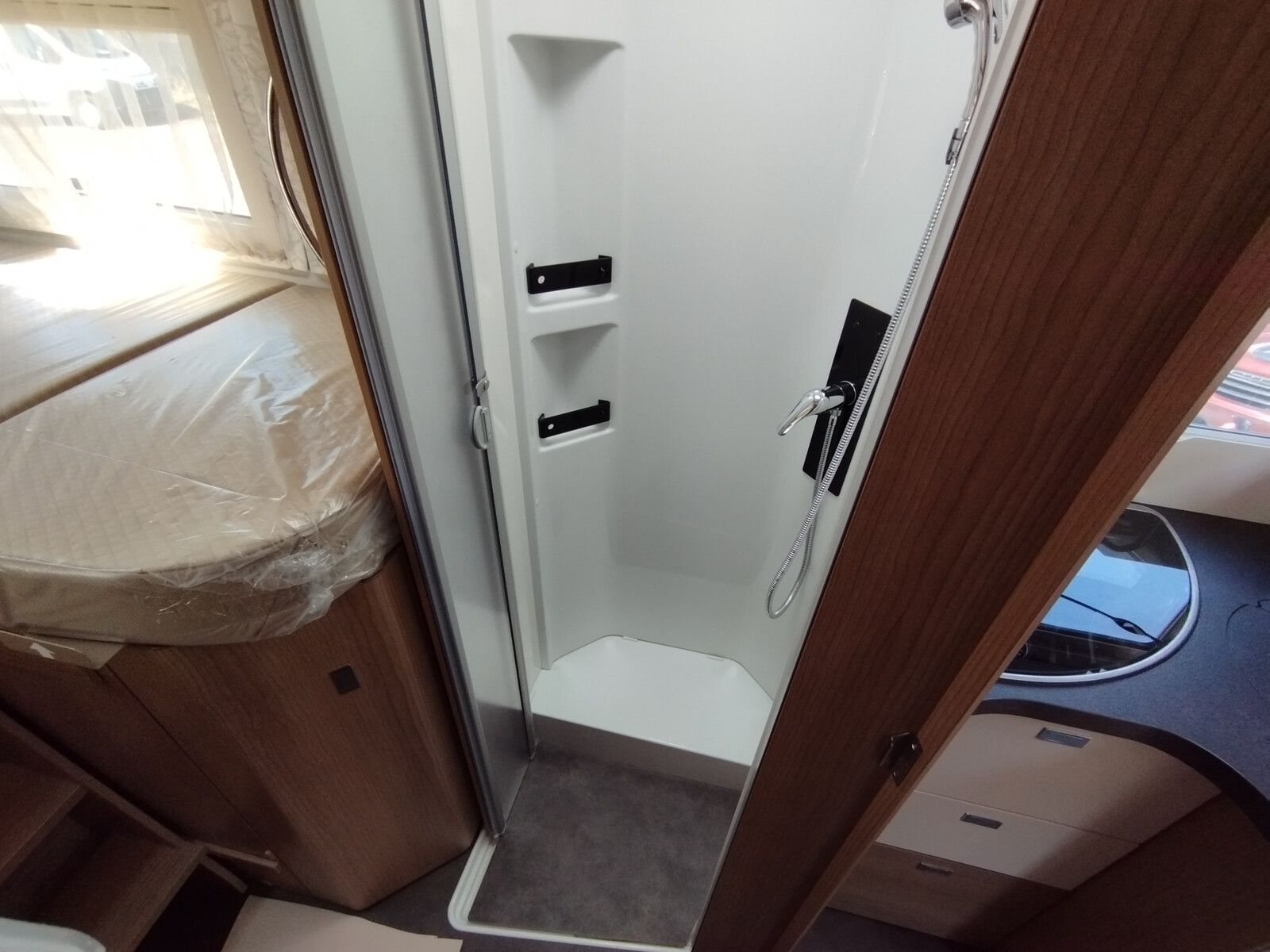 Fahrzeugabbildung Malibu T 450 RB LE comfort Dachklimaanlage geschenkt