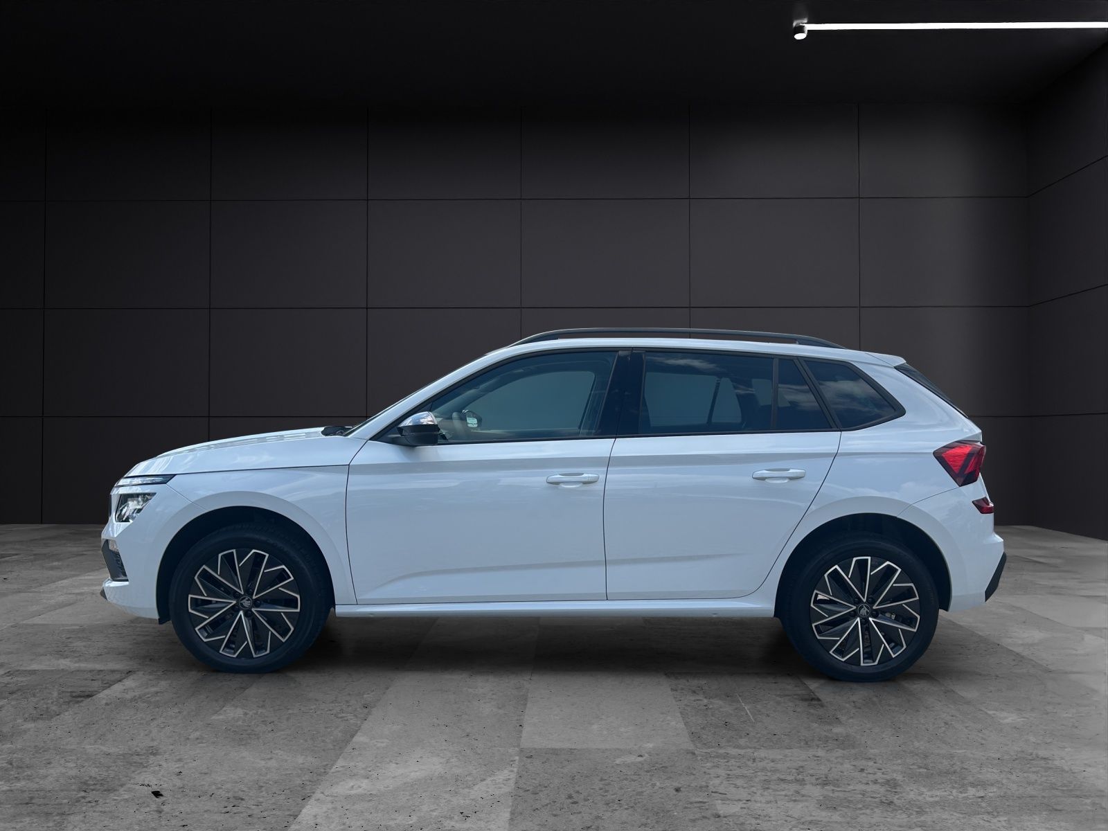 Fahrzeugabbildung SKODA Kamiq 1.0 DSG Selection AHK MATRIX