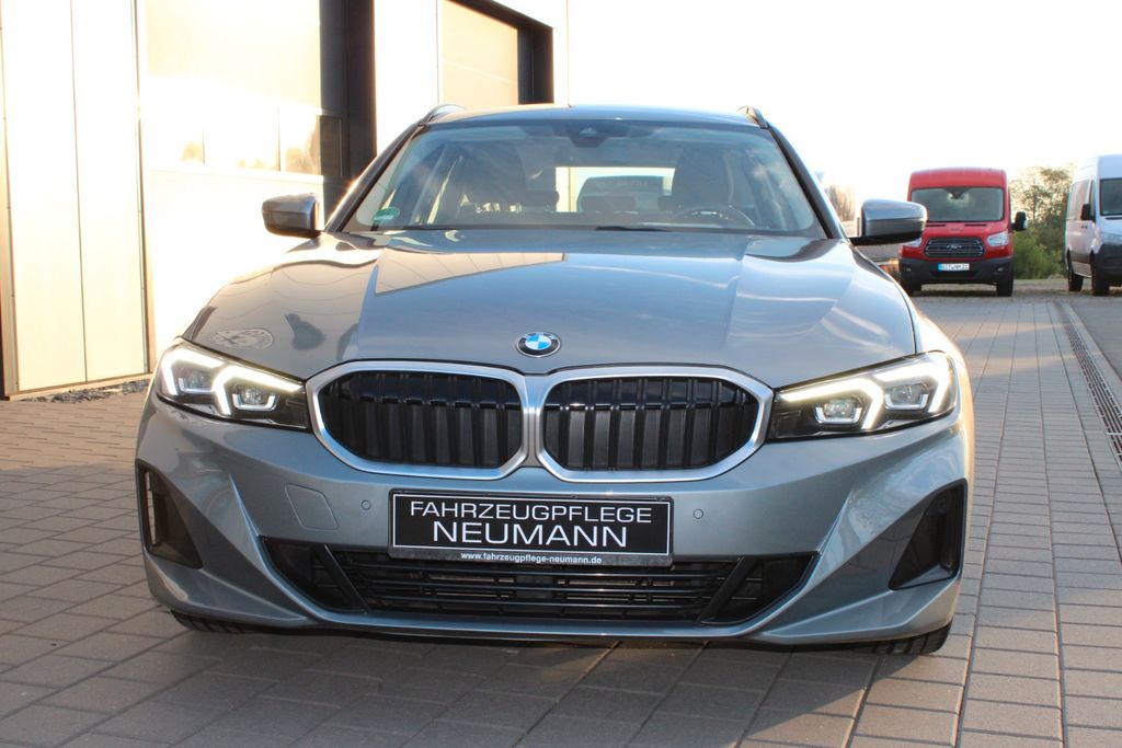 BMW 318d Touring AUT SHZ NAVI PDC LED KLIMAAUT