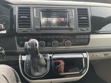 Volkswagen T6 2.0 TDI California Ocean Edition NAVI AHK