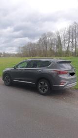 Hyundai SANTA FE 2.2 CRDi Premium 4WD 8AT SEVEN Premium - Hyundai SANTA FE in Bielefeld