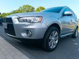 Mitsubishi Outlander XL - Mitsubishi