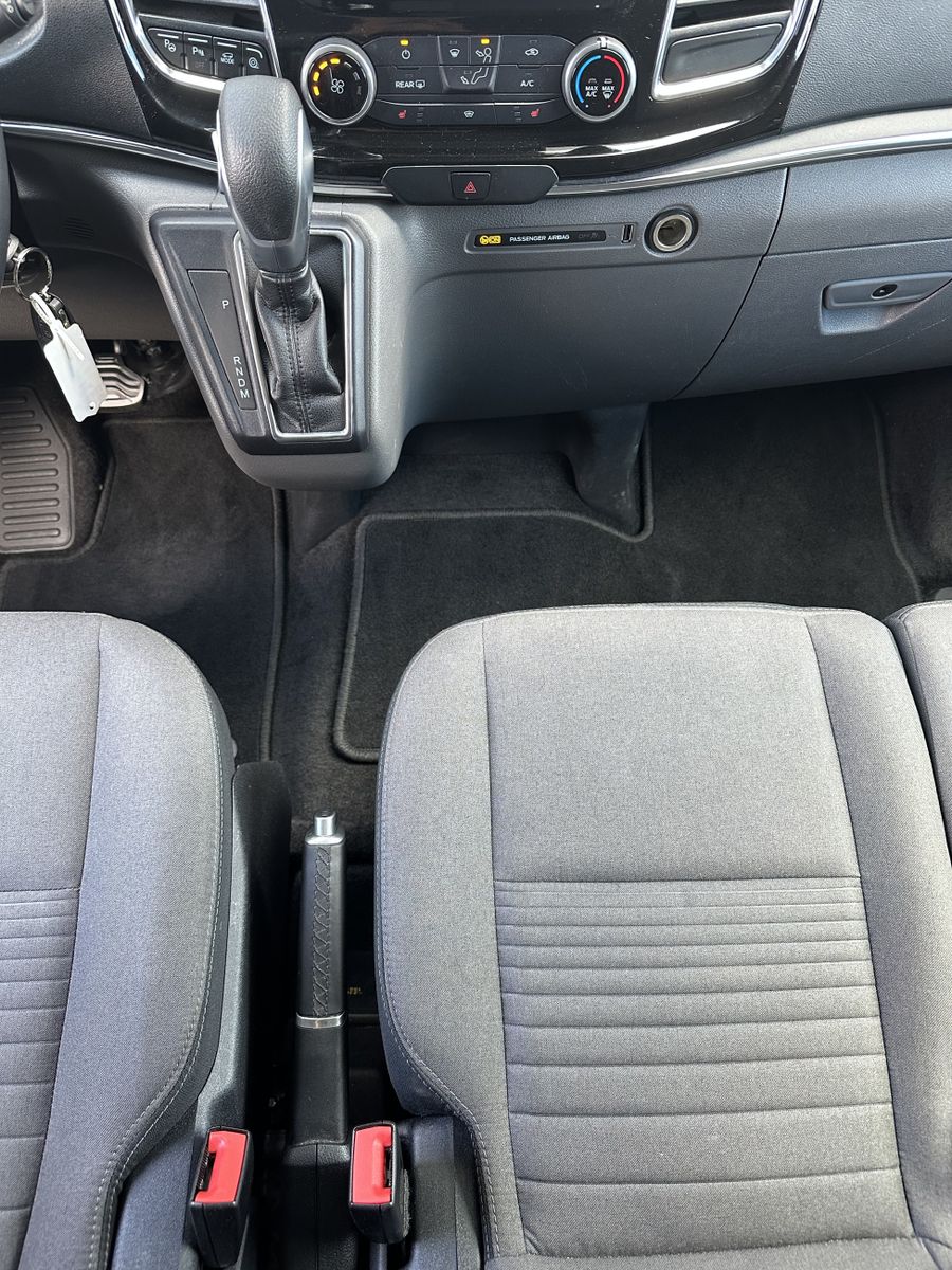 Fahrzeugabbildung Ford Custom 320 L2 Tourneo Titanium X NAV+XEN+KAM+2HD