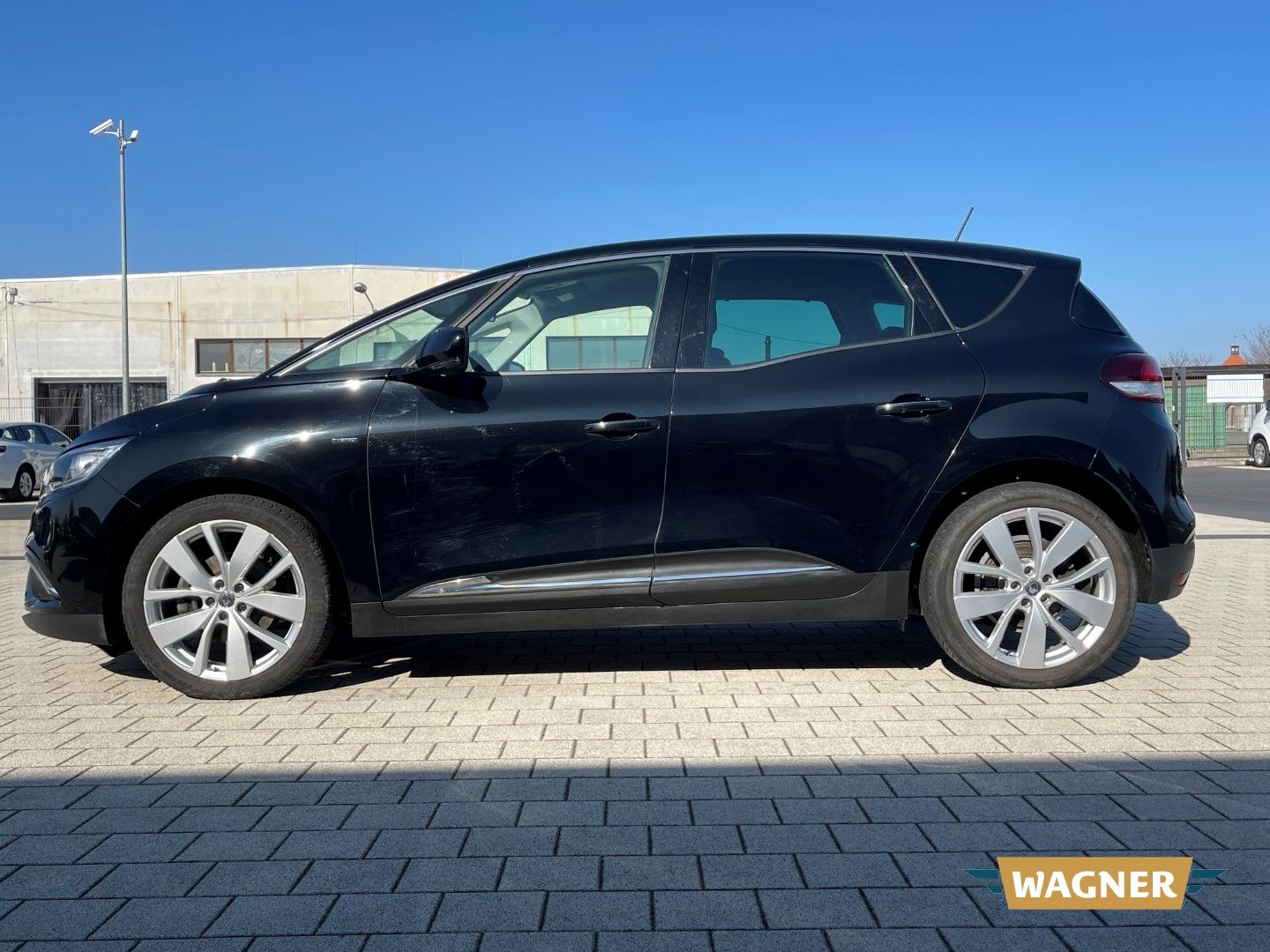 Fahrzeugabbildung Renault Scenic IV Limited Deluxe 1.3 TCe 140 Energy
