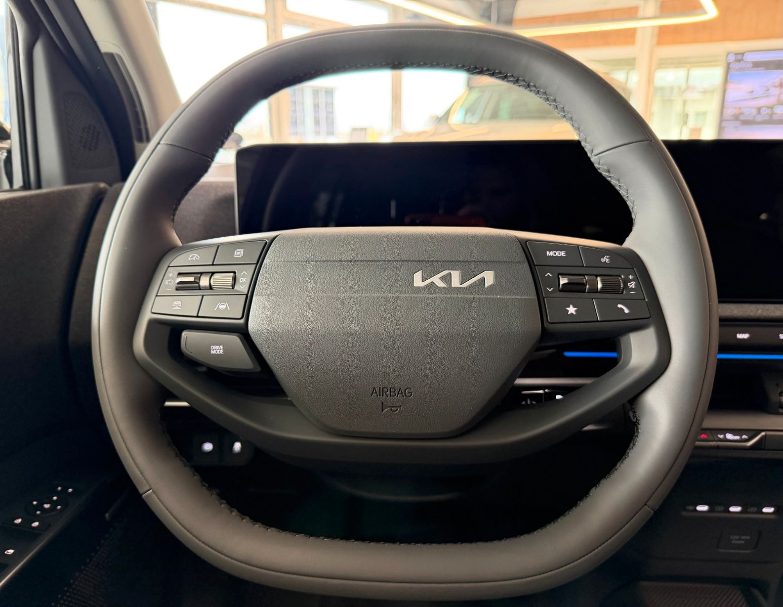 Fahrzeugabbildung Kia EV2 42.2 4S EARTH WIC 22AC TEC DWP DES