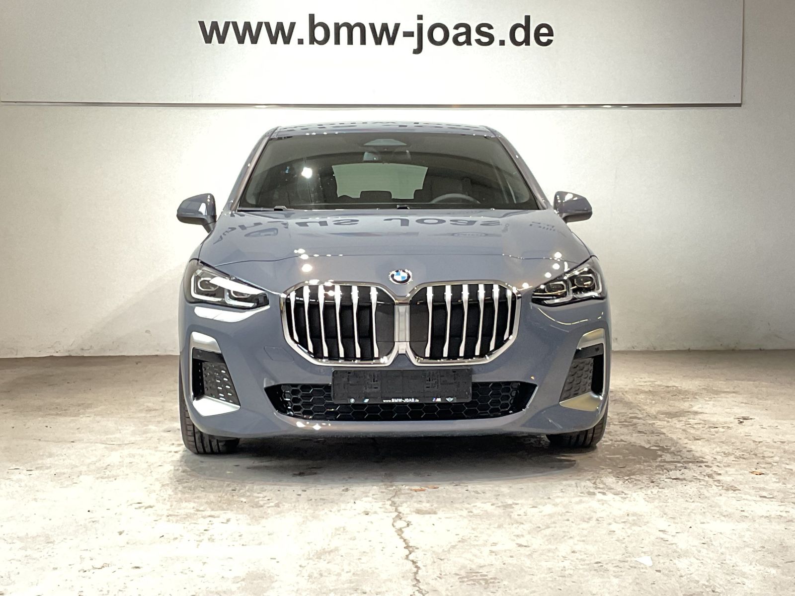 Fahrzeugabbildung BMW 220i Komfortzugang, Driving Assistant Plus, AHK