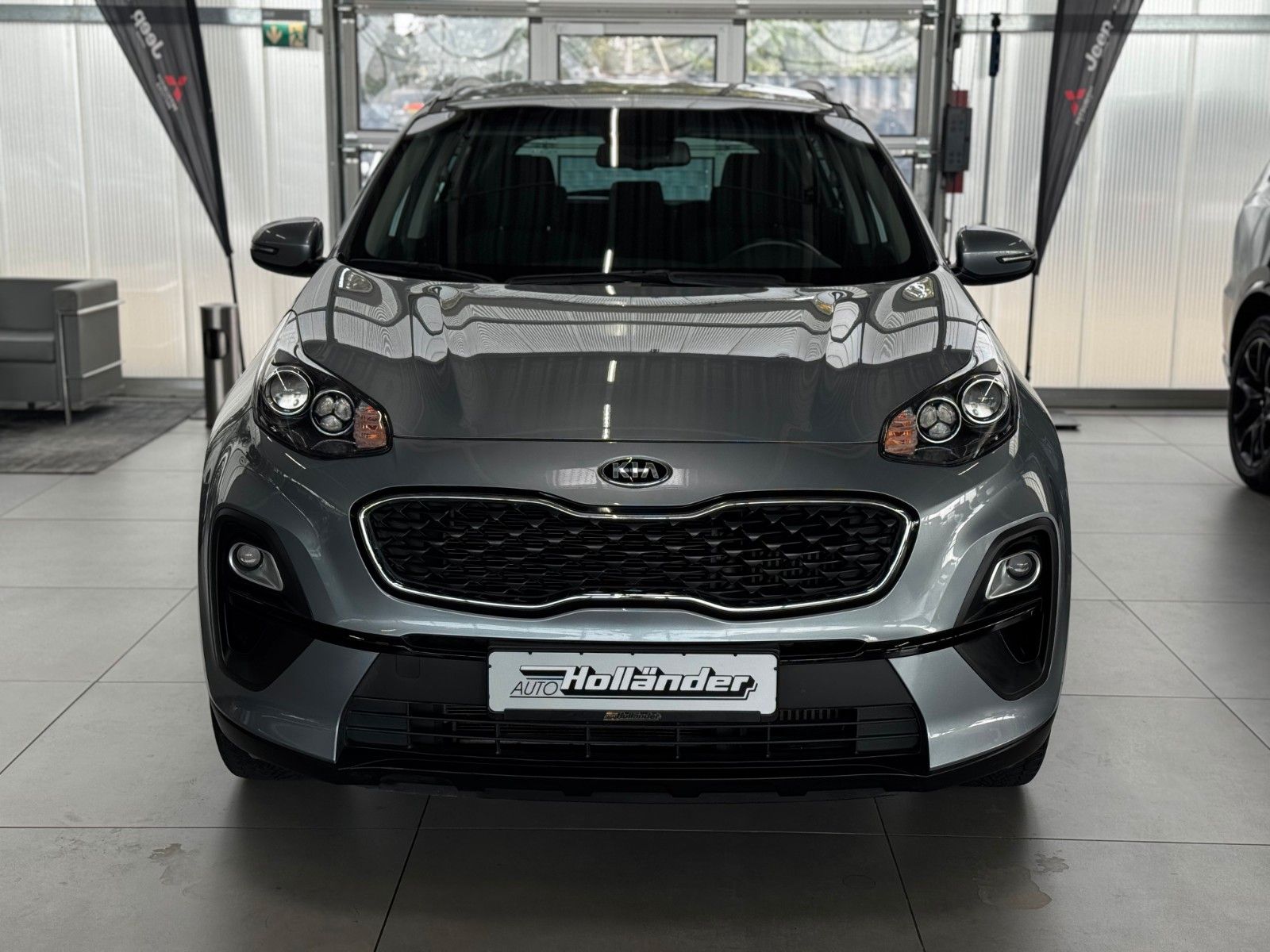 Fahrzeugabbildung Kia Sportage 1.6T Spirit DAB Navi Sitzheizung TOP