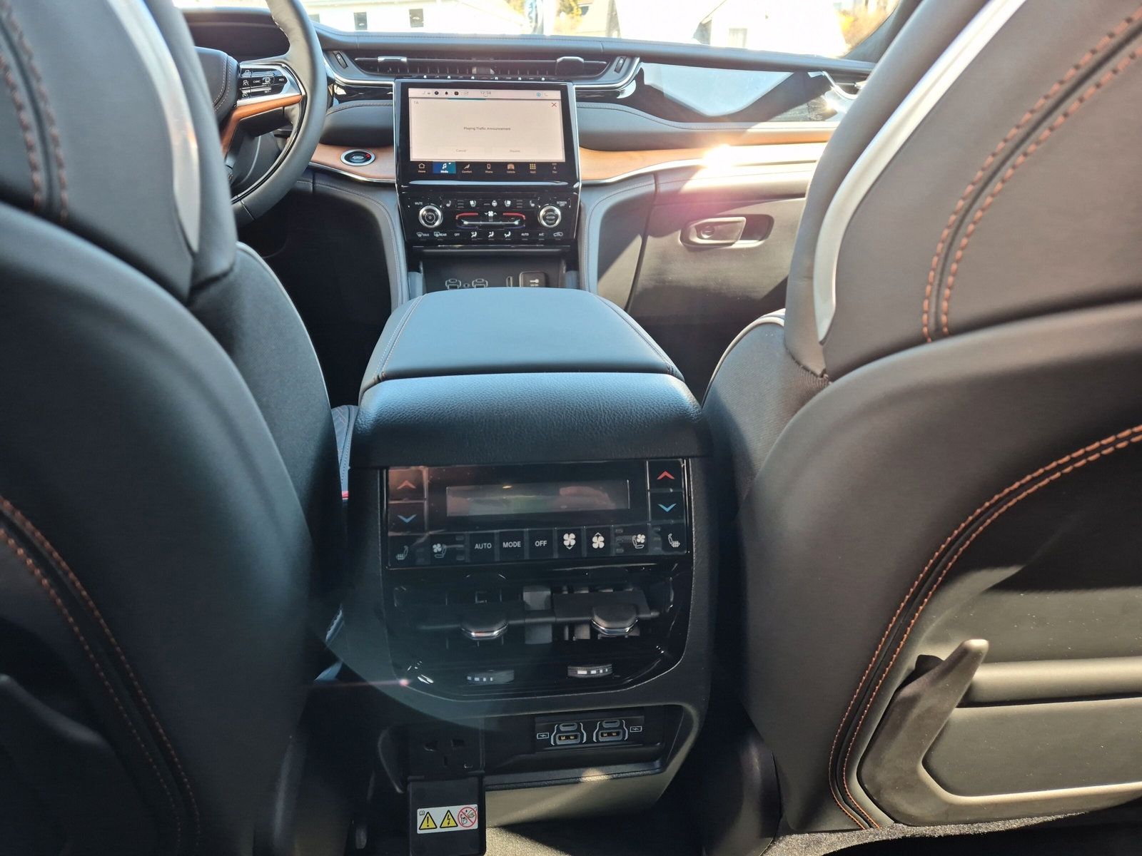 Jeep Grand Cherokee - Bild 13