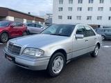 Mercedes-Benz C 180 ELEGANCE/AUTOMATIK/ORIGINAL KM/H-KENNZEICH - gebrauchte Mercedes-Benz C-Klasse aus dem Jahr 1995