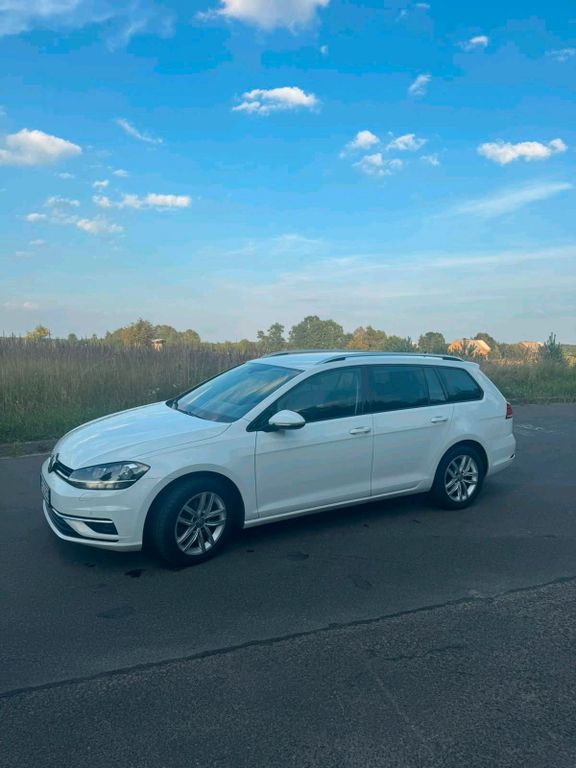 Image of Volkswagen Golf