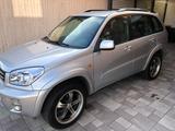 Toyota RAV 4 2.0 4x4 - - gebrauchte Toyota RAV 4 aus dem Jahr 2002