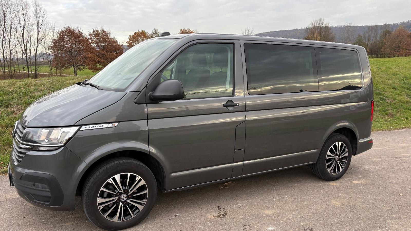 Volkswagen T6.1 Multivan 2.0 TDI DSG Family Alu CarPlay