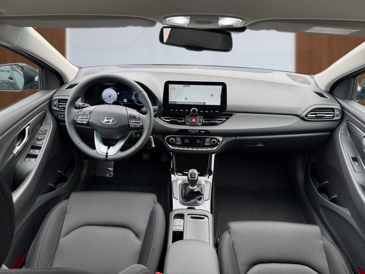 Fahrzeugabbildung Hyundai i30 ADVANTAGE *LED*NAVI*SHZ*LHZ*NAVI*USB*DAB+