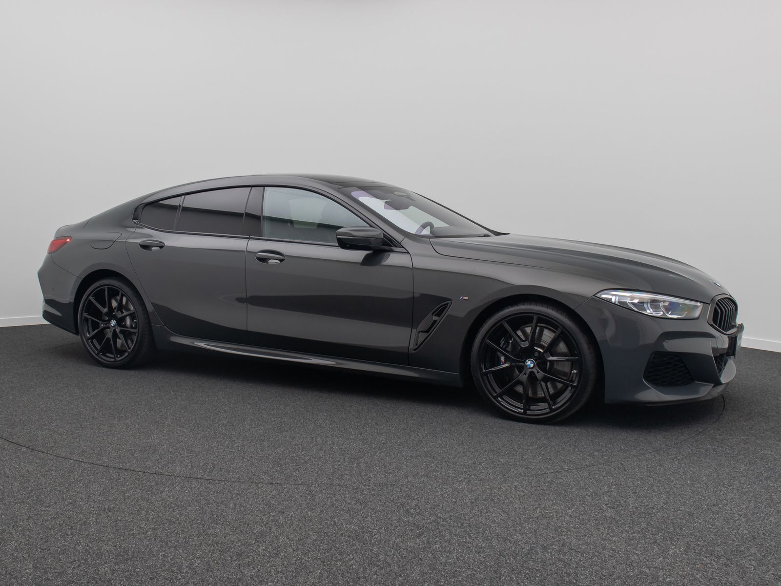Fahrzeugabbildung BMW M850i xD GC 360°DAB Laser DisplKey SoftClose H/K