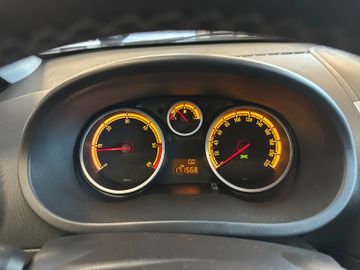 Opel Corsa D Satellite