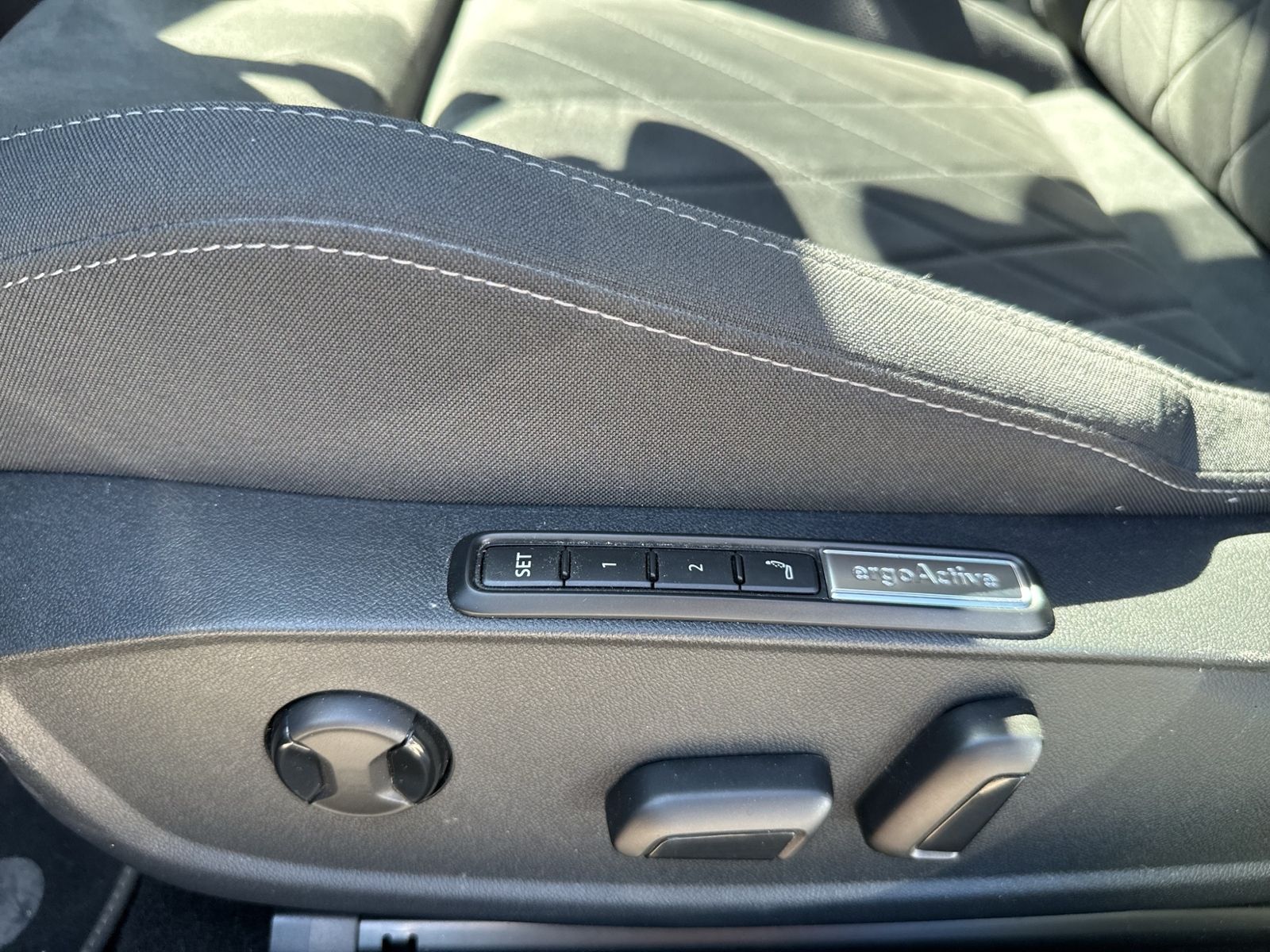 Golf VIII 1.5 eTSI Style, Navi, ACC, LED+, Winte