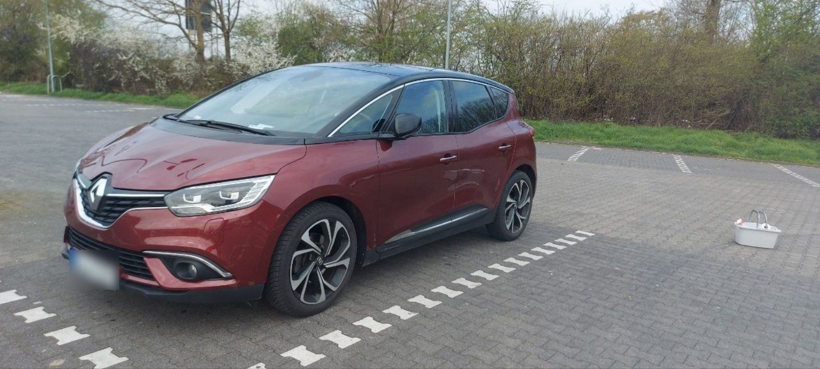 RENAULT Scenic