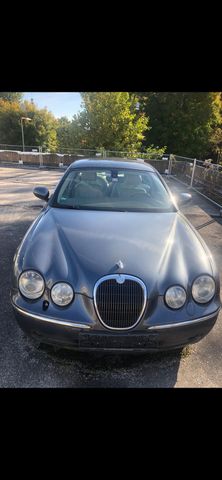 Jaguar S-Type Executive