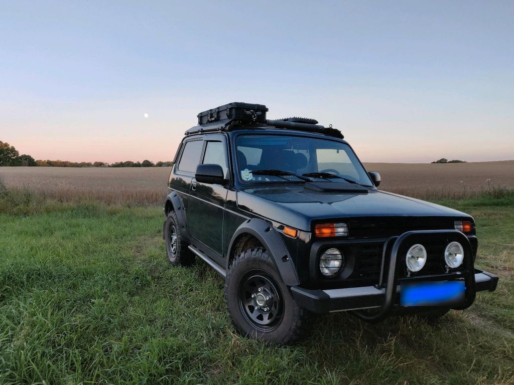 Image of Lada Niva