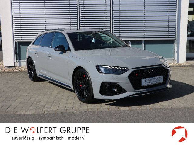 AUDI RS 4 2.9 TFSI quattro RS-SPORTAGA*PANO*280KM/H