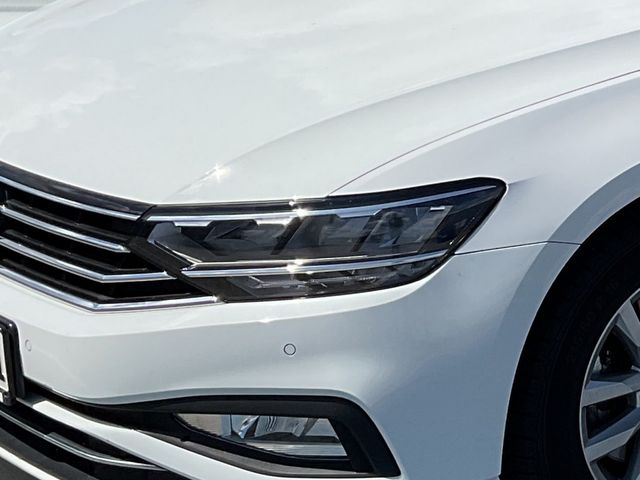 Passat Variant 2.0 TDI Business DSG STAND LED