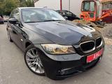 BMW 320 320i/LCI-Modell/M-Sportpaket/Bi-Xenon/Keyles - BMW 320 in Bochum