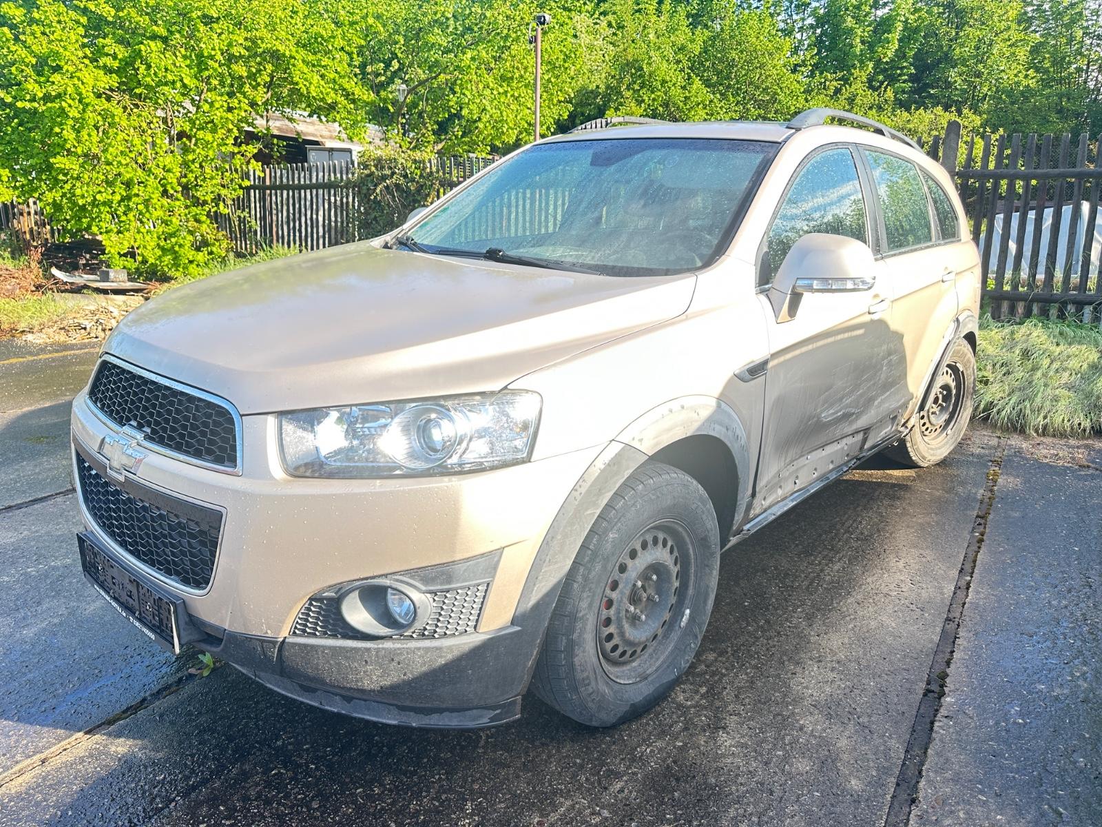 Chevrolet Captiva 2.4 LS 2WD 5-Sitzer