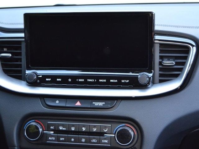 Ceed 1.5 T-GDI DCT Spirit AHK/17-ZOLL/LED/NAVI/R